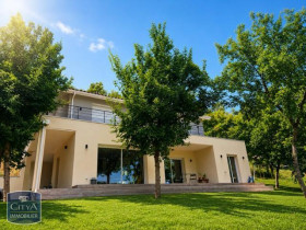 Maison à Grazac
