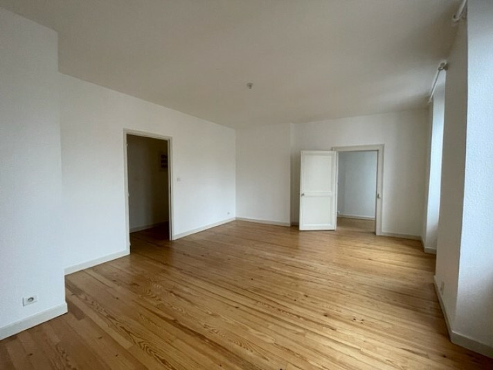 Voir la photo 1/6 du type apartment à Cusset