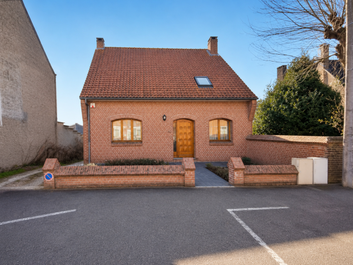 Voir la photo 1/7 du type house à Méteren