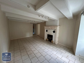 Maison à Tocane-Saint-Apre