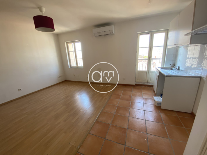 Voir la photo 1/5 du type studio à Toulon