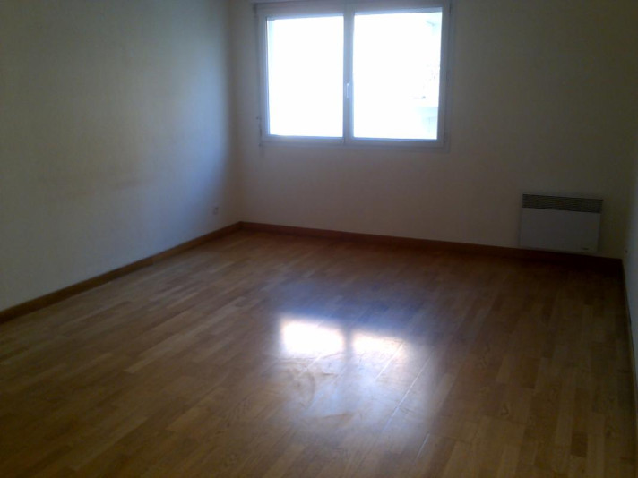 Voir la photo 1/7 du type apartment à Nantes