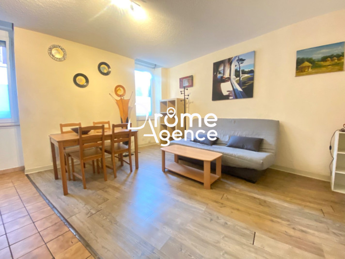 Voir la photo 1/6 du type apartment à Valence