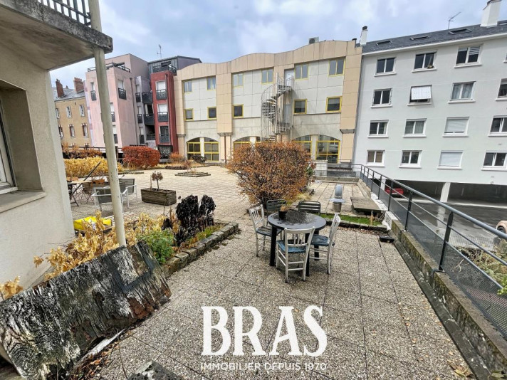 Voir la photo 1/6 du type apartment à Nantes