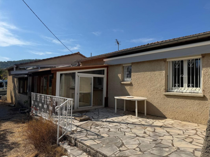 Voir la photo 1/4 du type house à Les Mages