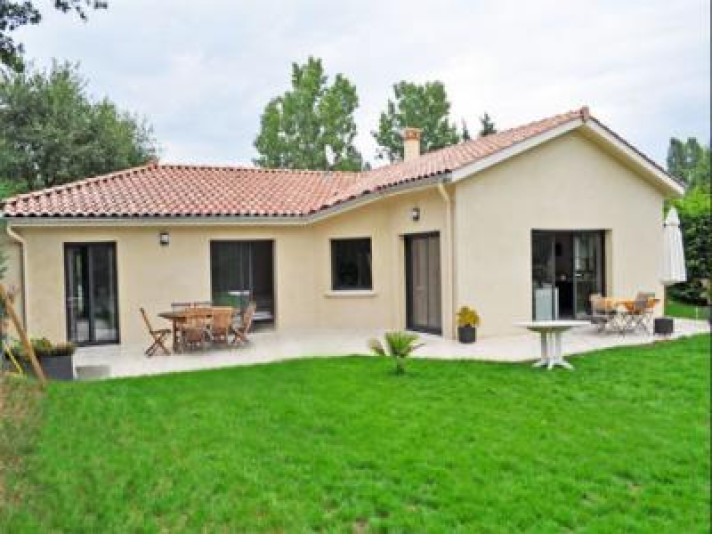 Voir la photo 1/14 du type house à Saint-Symphorien-sous-Chomérac