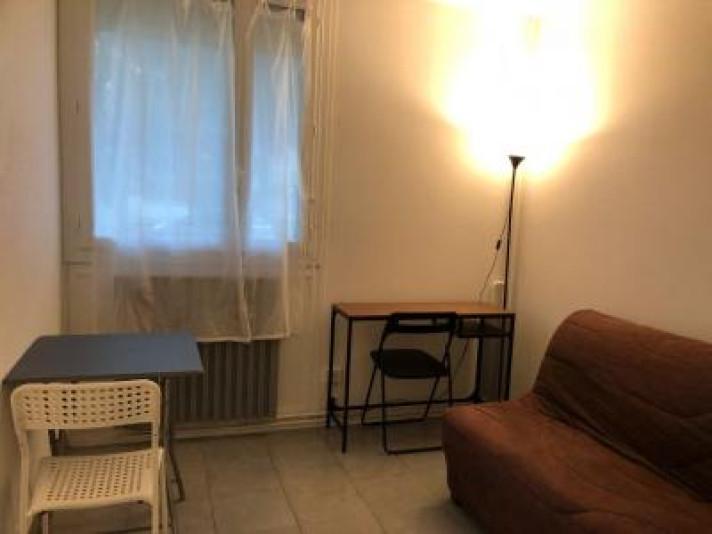 Voir la photo 1/12 du type apartment à Gradignan