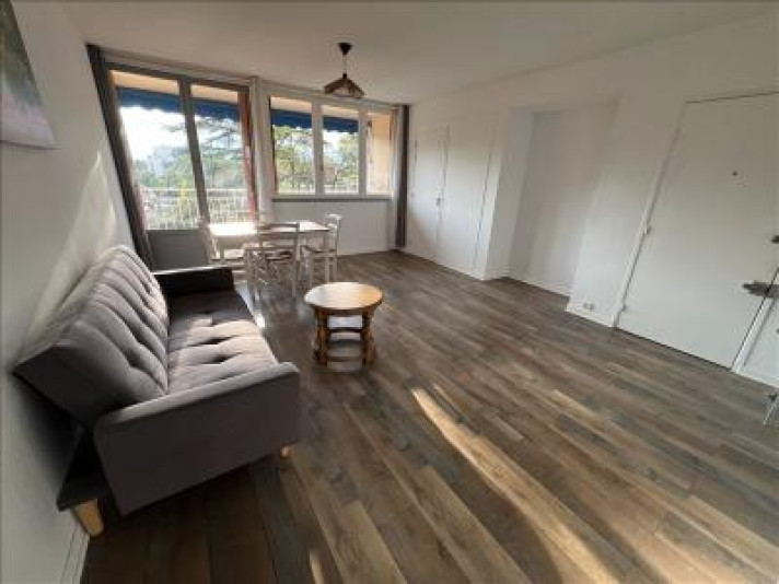 Voir la photo 1/11 du type apartment à Villeurbanne