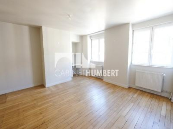 Voir la photo 1/6 du type apartment à Saint-Étienne