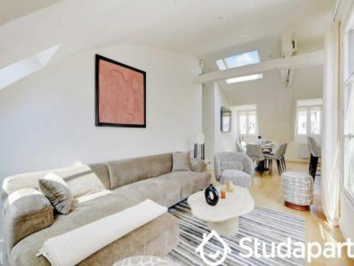 Voir la photo 1/12 du type apartment à Paris 8e Arrondissement