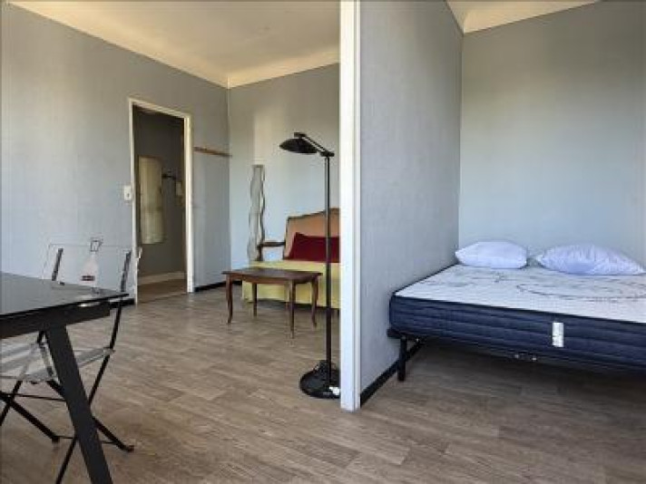 Voir la photo 1/14 du type apartment à Nîmes
