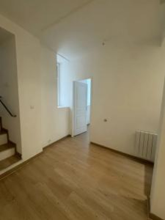 Voir la photo 1/10 du type apartment à Thizy-les-Bourgs