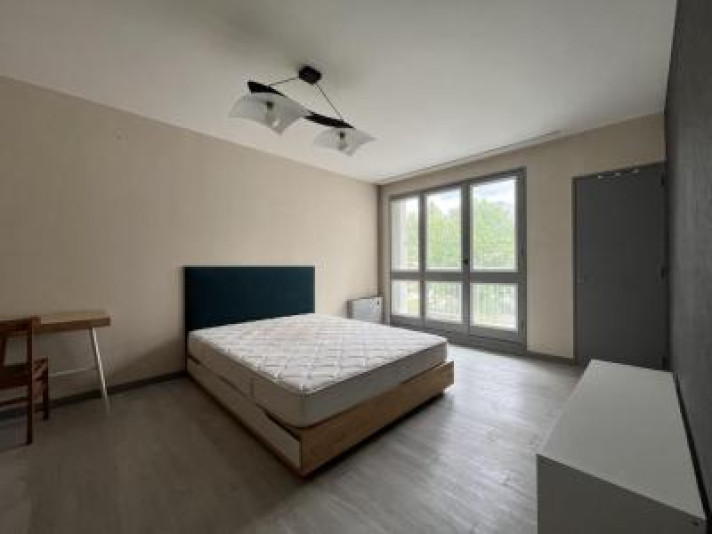 Voir la photo 1/10 du type apartment à Rennes