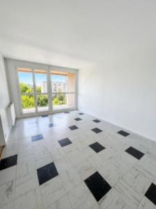 Voir la photo 1/23 du type apartment à Romans-sur-Isère