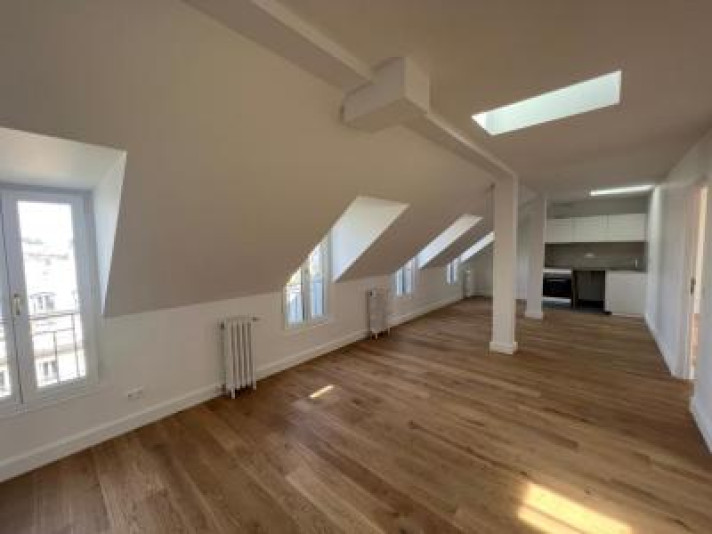 Voir la photo 1/14 du type apartment à Paris 17e Arrondissement