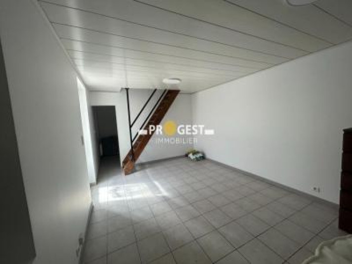 Voir la photo 1/23 du type house à Gréasque