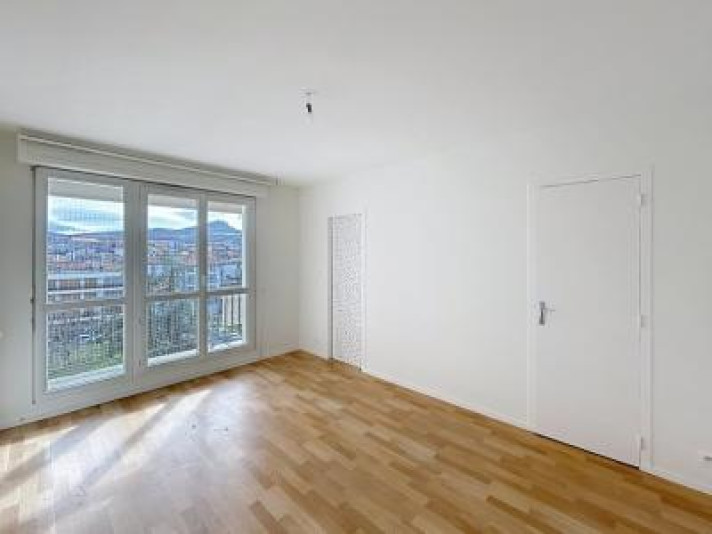 Voir la photo 1/18 du type apartment à Beaumont