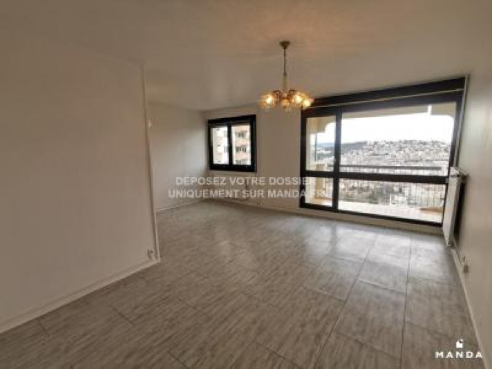 Voir la photo 1/6 du type apartment à Saint-Étienne