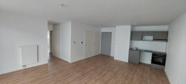 Voir la photo 1/8 du type apartment à Poitiers