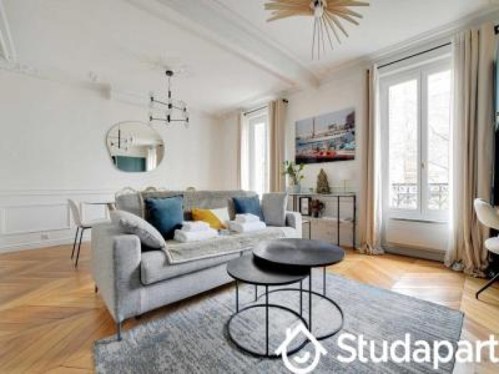 Voir la photo 1/22 du type apartment à Paris 17e Arrondissement