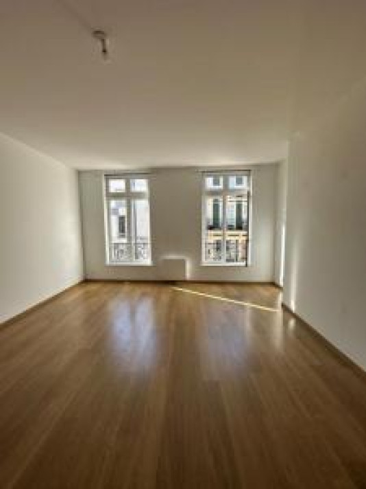 Voir la photo 1/7 du type apartment à Troyes