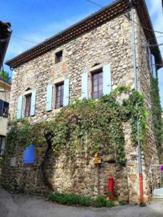 Voir la photo 1/15 du type house à Saint-Fortunat-sur-Eyrieux