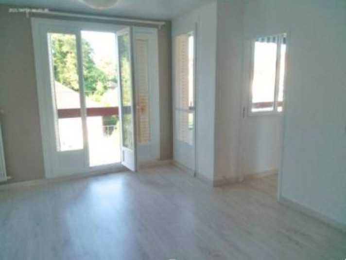 Voir la photo 1/9 du type apartment à Dole