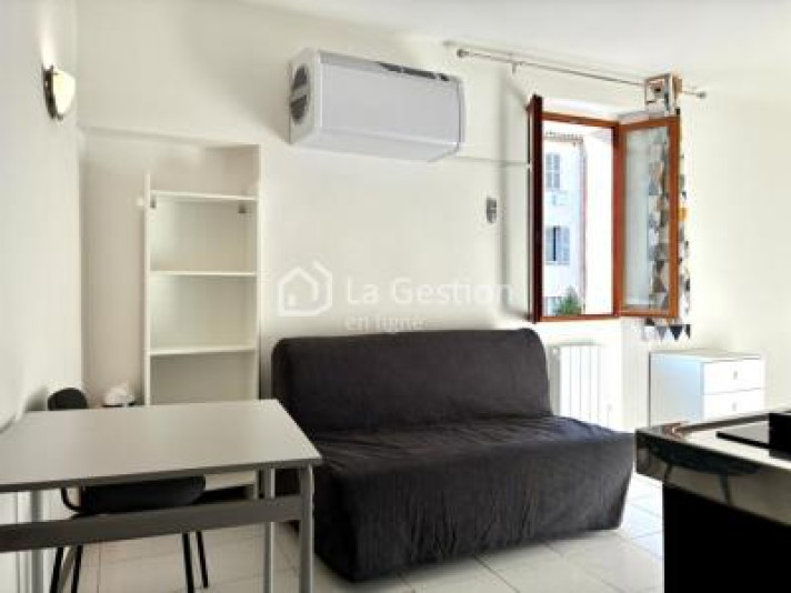 Voir la photo 1/64 du type apartment à Toulon