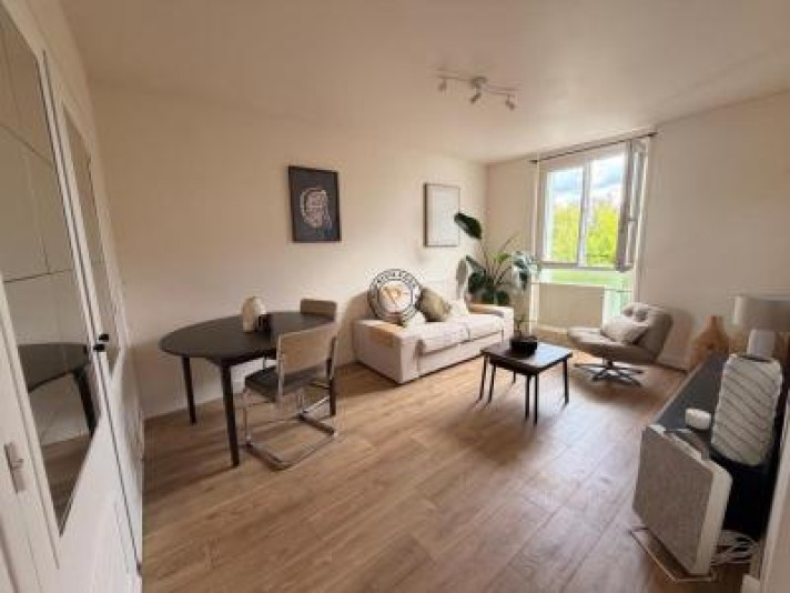 Voir la photo 1/15 du type apartment à Nantes