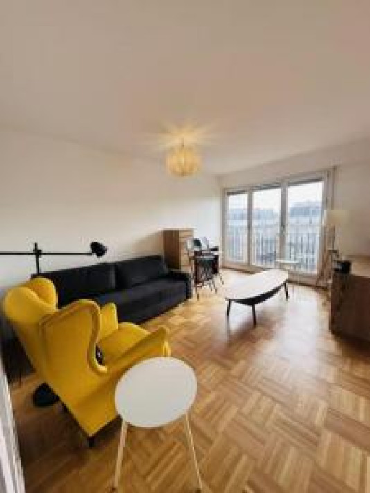 Voir la photo 1/21 du type apartment à Paris 16e Arrondissement