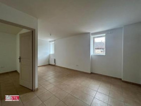 Appartement à Ennery