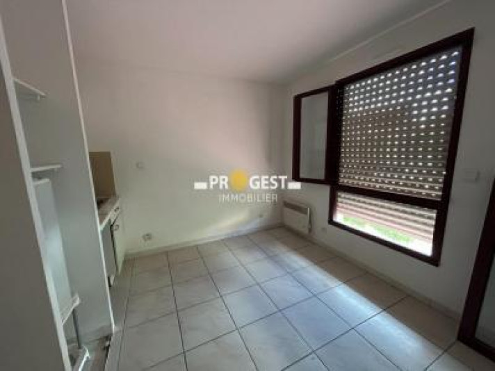 Voir la photo 1/19 du type apartment à Beaurecueil