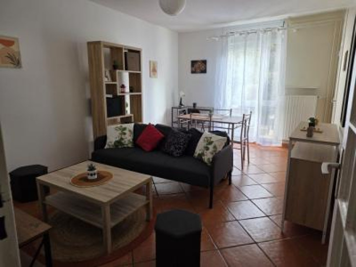 Voir la photo 1/6 du type apartment à Cenon