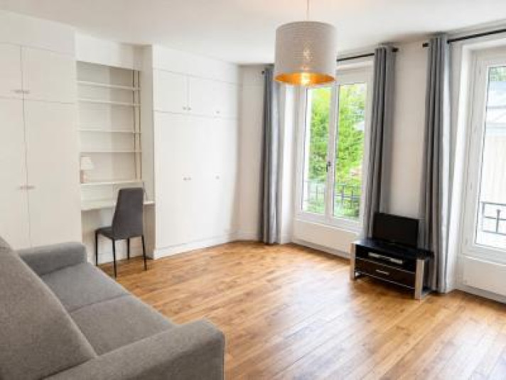 Voir la photo 1/15 du type apartment à Paris 15e Arrondissement