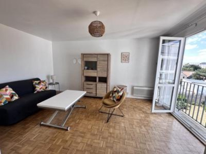 Voir la photo 1/9 du type apartment à Nantes