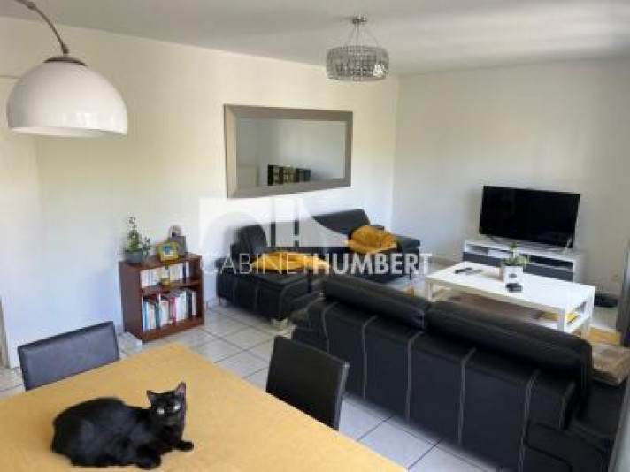 Voir la photo 1/6 du type apartment à Saint-Étienne
