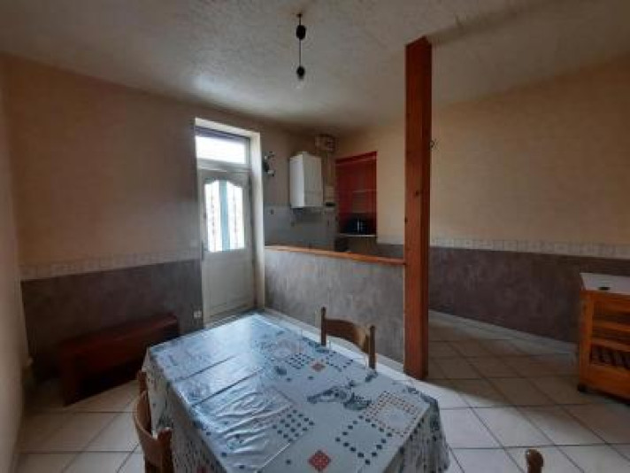 Voir la photo 1/12 du type apartment à Le Creusot