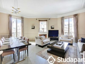 Appartement à Paris 8e Arrondissement