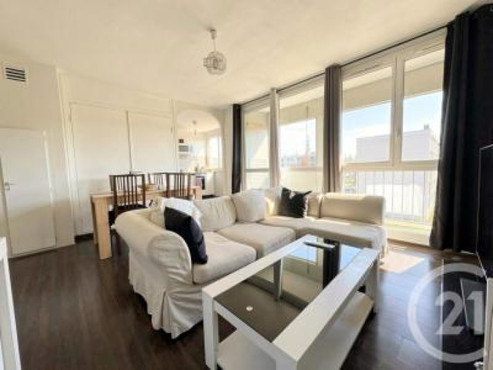 Voir la photo 1/13 du type apartment à Vénissieux