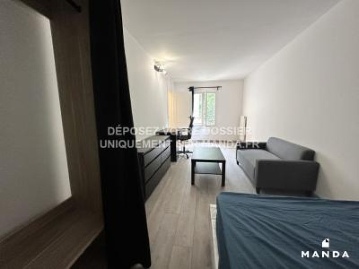 Voir la photo 1/10 du type apartment à Mantes-la-Jolie