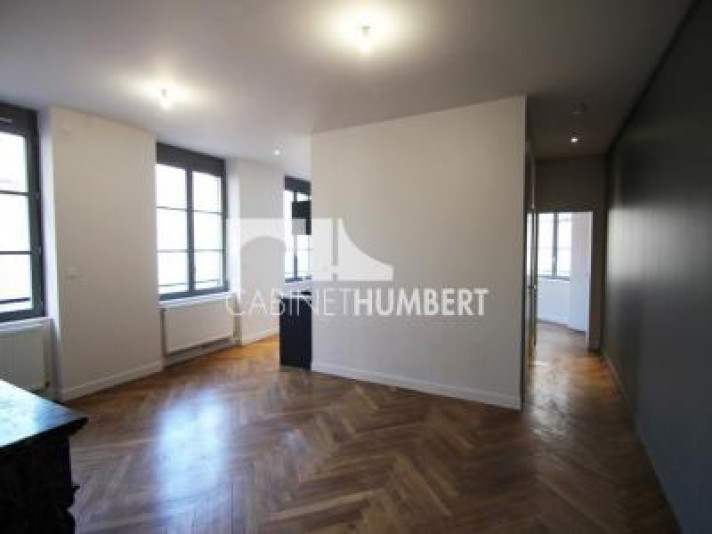 Voir la photo 1/6 du type apartment à Saint-Étienne
