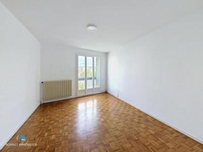 Voir la photo 1/18 du type apartment à Clermont-Ferrand
