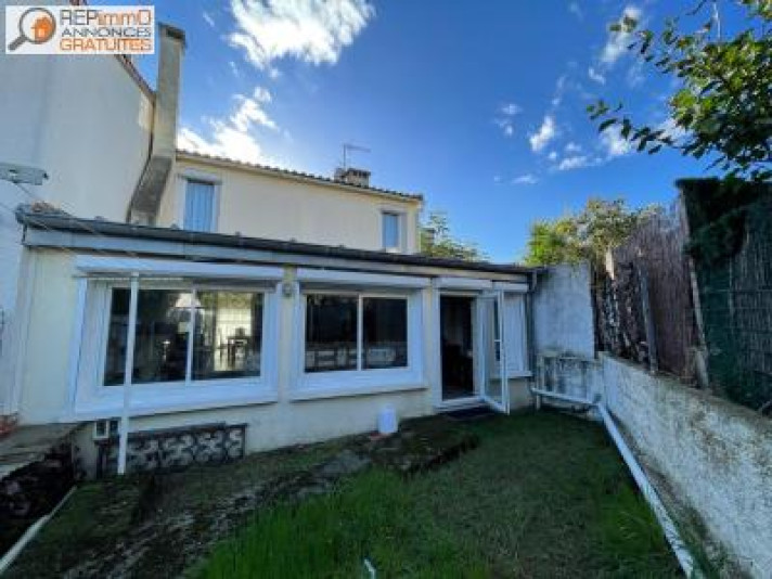 Voir la photo 1/8 du type house à Juvignac