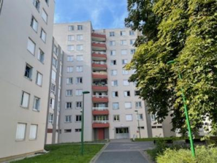Voir la photo 1/14 du type apartment à Charleville-Mézières