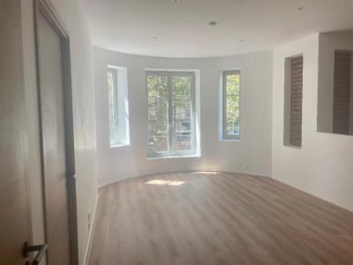 Voir la photo 1/6 du type apartment à Saint-Étienne
