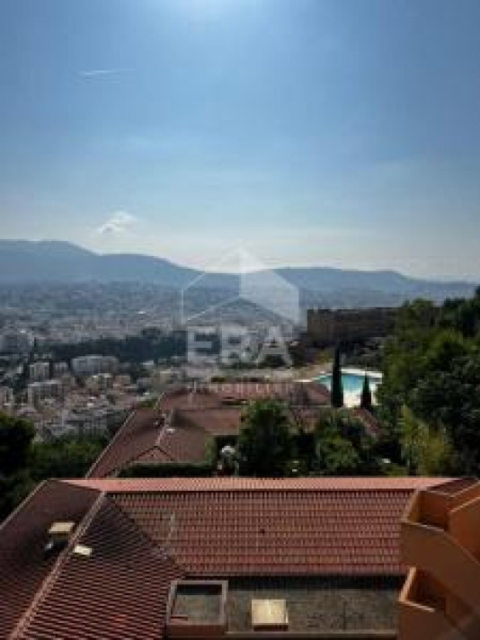 Voir la photo 1/10 du type apartment à Nice