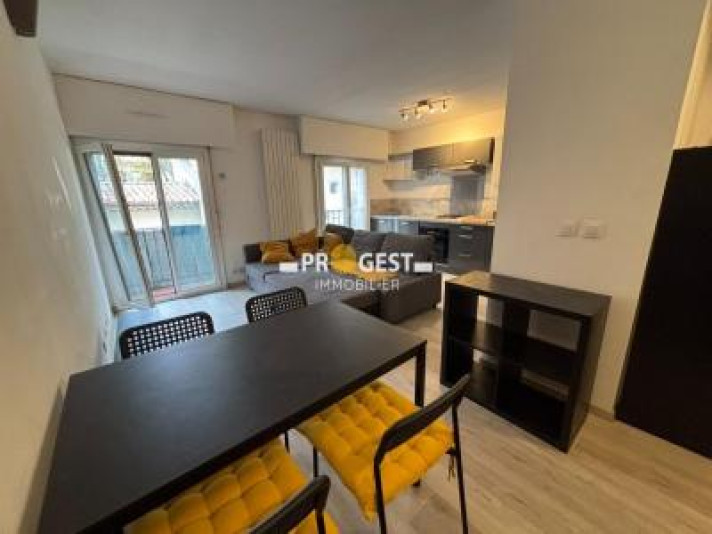 Voir la photo 1/19 du type apartment à Beaurecueil