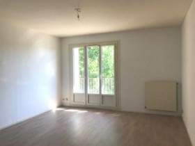 Appartement à Marseilles-lès-Aubigny