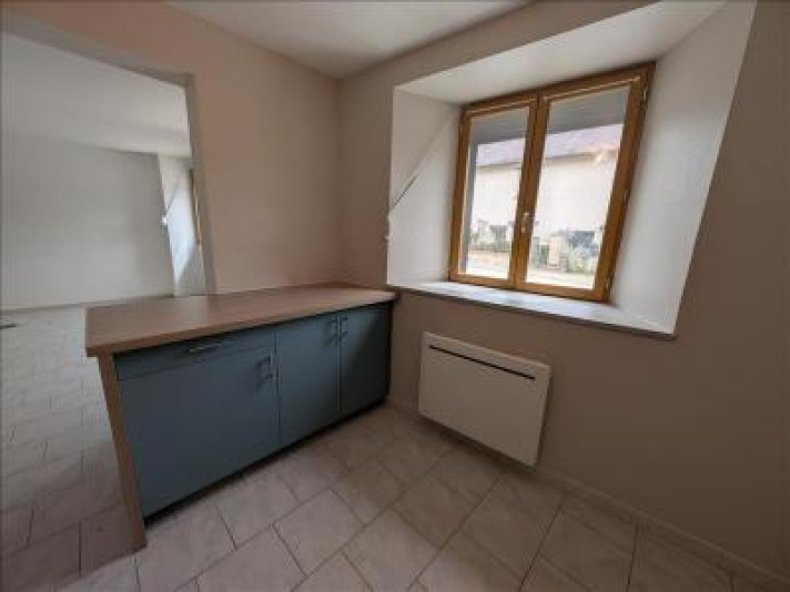 Voir la photo 1/12 du type apartment à Cademène