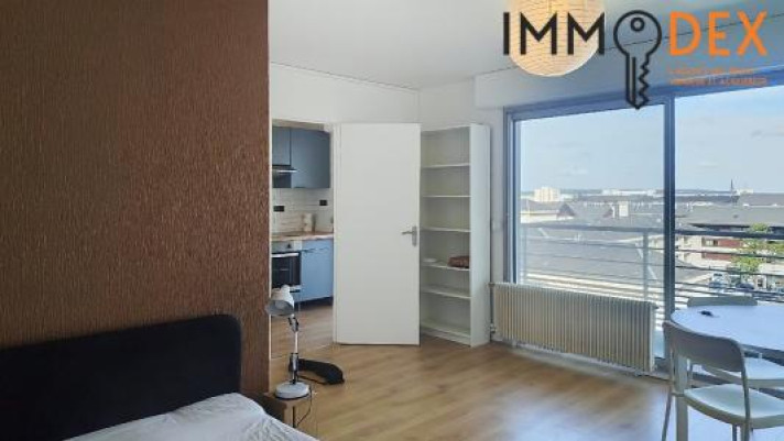 Voir la photo 1/8 du type apartment à Reims